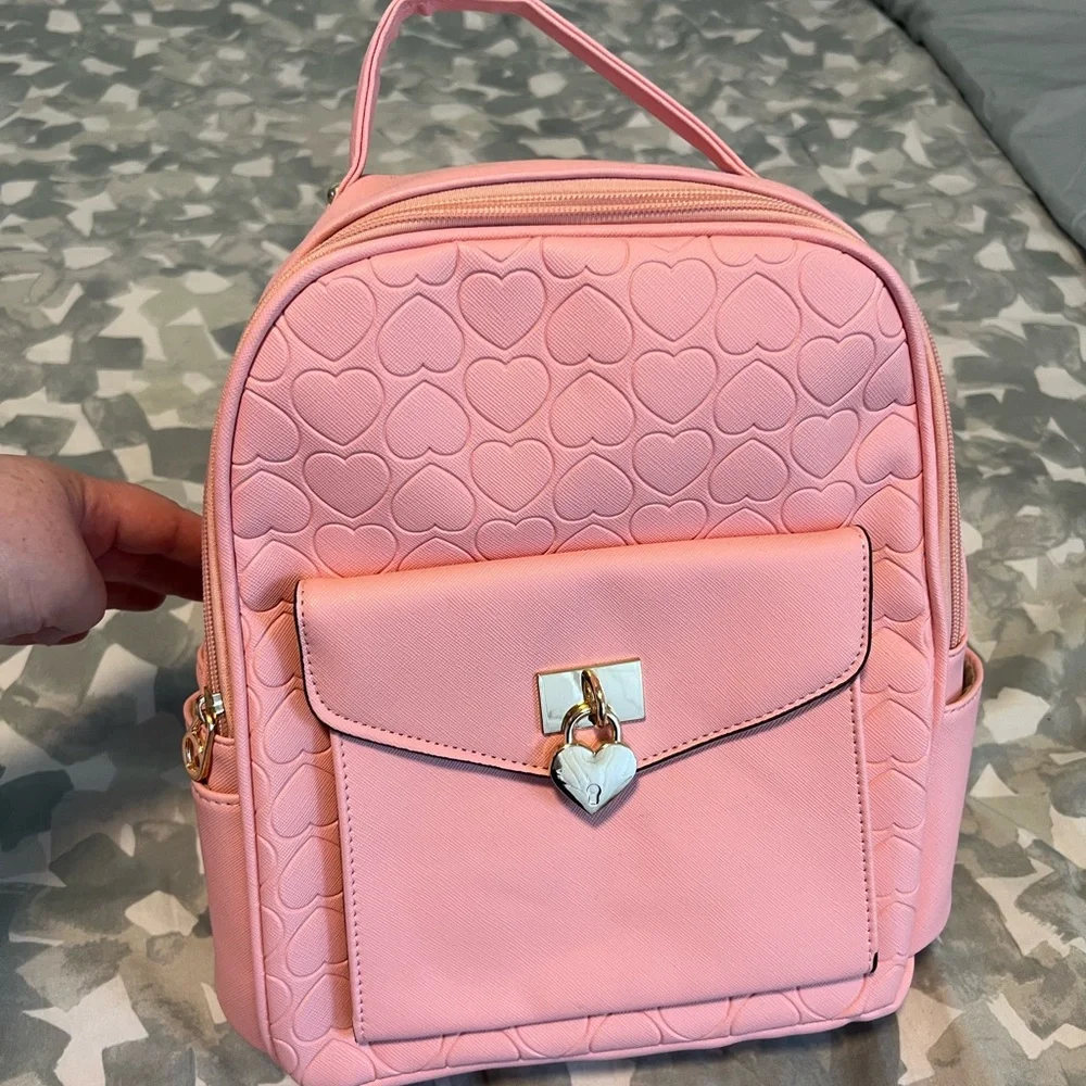 Pink Heart-Patterned Backpack - Picture 1 of 5